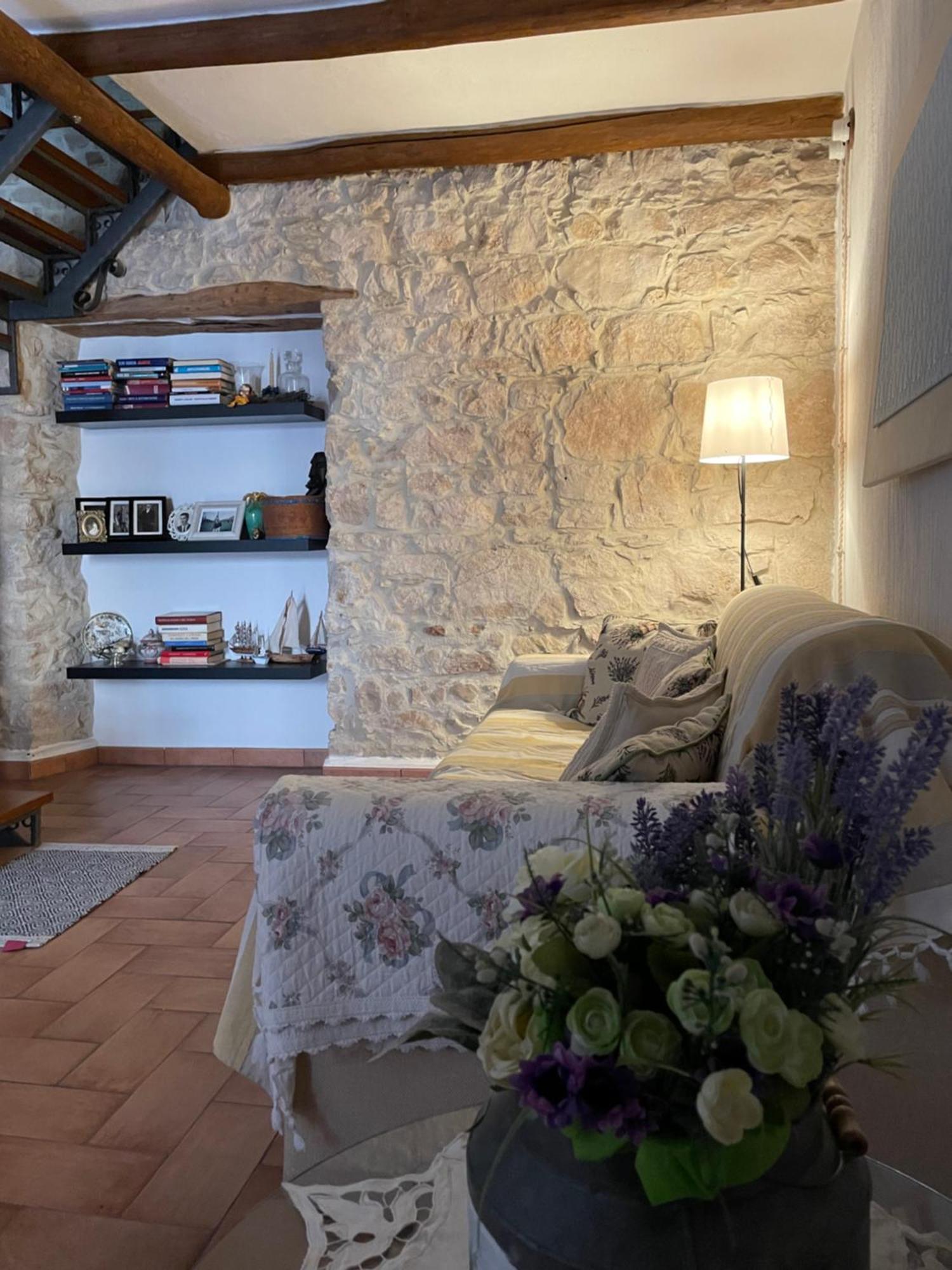 Casa Vacanze "Un Sogno Nel Blu'" Baunei Bagian luar foto