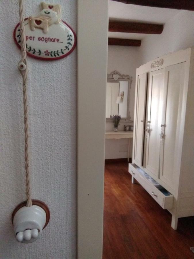 Casa Vacanze "Un Sogno Nel Blu'" Baunei Bagian luar foto